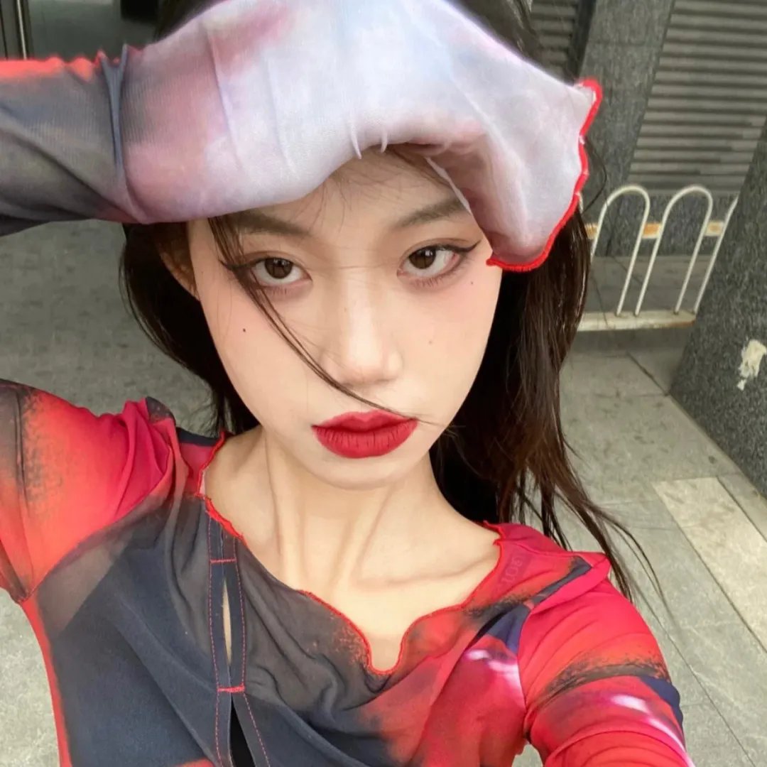 像恶魔的女人 封面